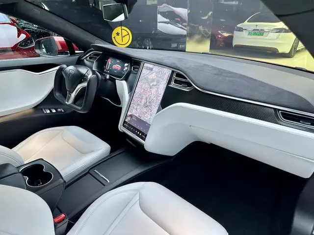Tesla Model S P90D