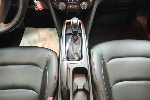 Chevrolet Cruze RS 330T Automatic Fun Version