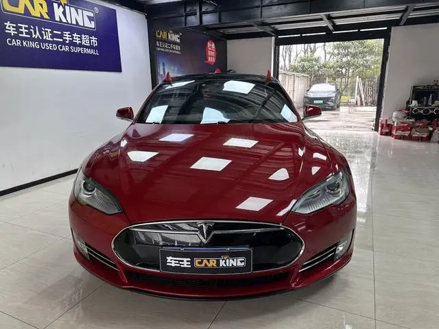 Tesla Model S 70D