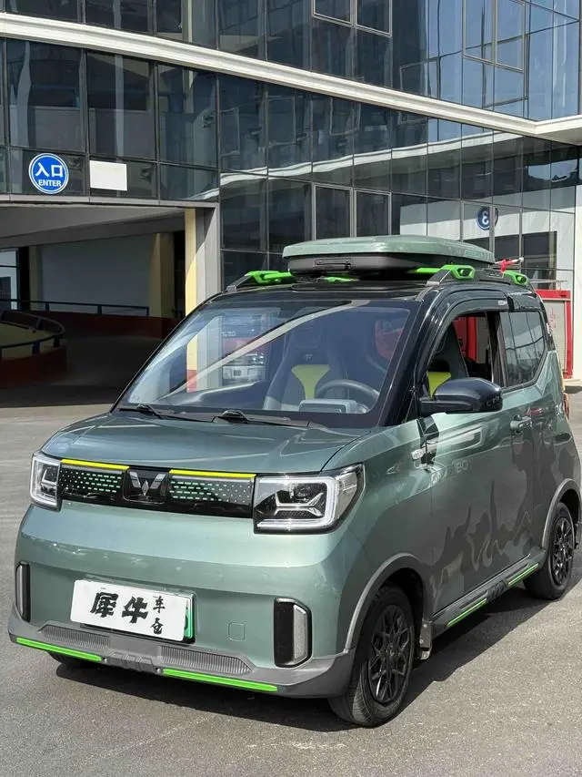Wuling Wuling Hongguang MINIEV GAMEBOY 300km play coffee lithium iron phosphate