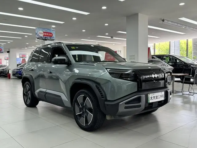 FANG CHENG BAO Titanium 3 501KM four-wheel drive Ultra version