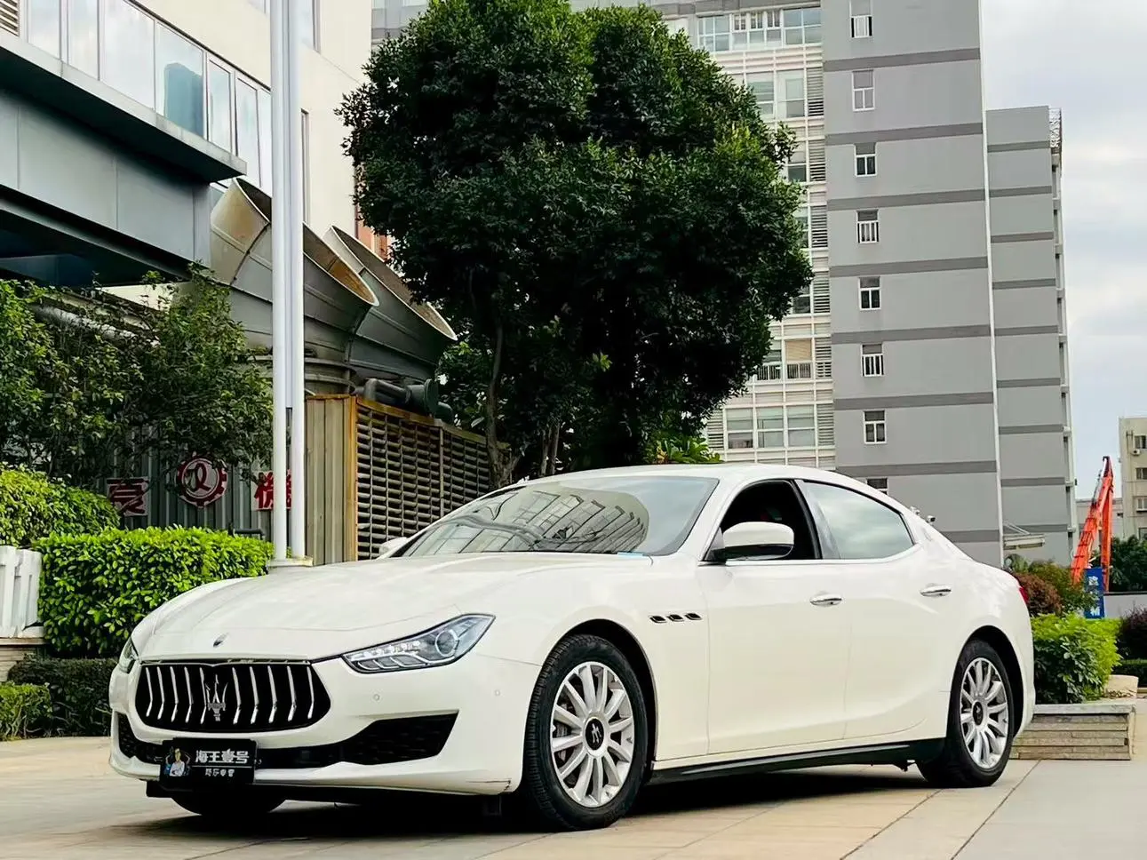 Maserati Ghibli 3.0T 350Hp Standard Edition