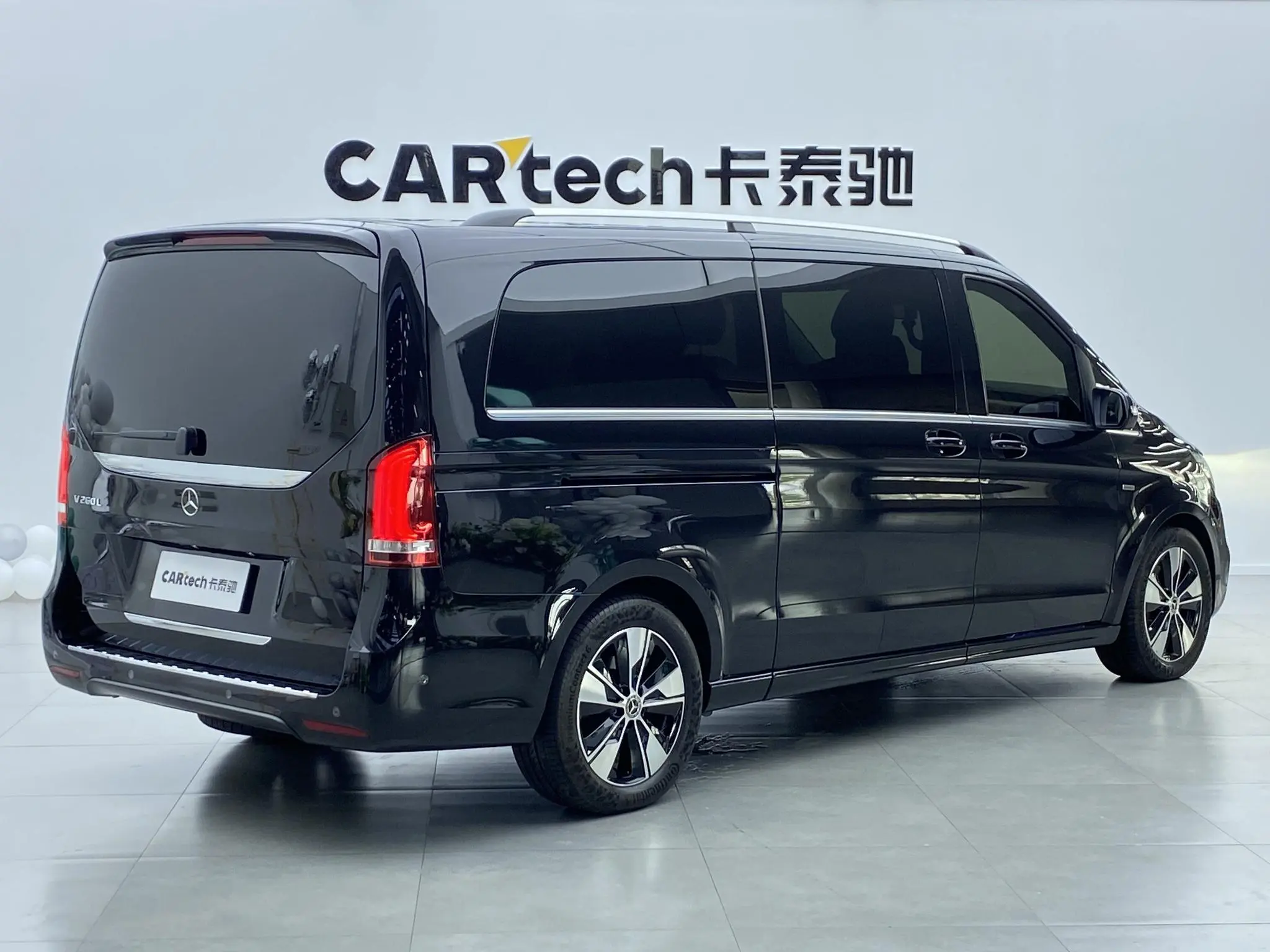 Mercedes-Benz Mercedes-Benz V-class V 260 L Long wheelbase Deluxe Edition