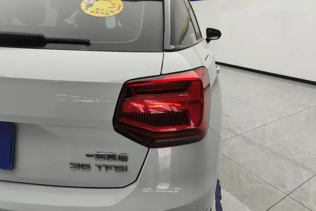 Audi Audi Q2L 35TFSI fashion and elegant country VI