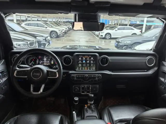 Jeep Wrangler 4xe PHEV Four-door 2.0T 4xe Sahara