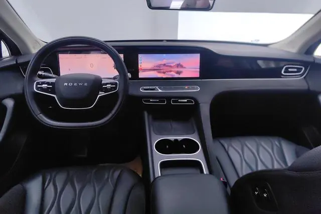 Roewe Roewe D7 DMH 125 Ultimate Edition