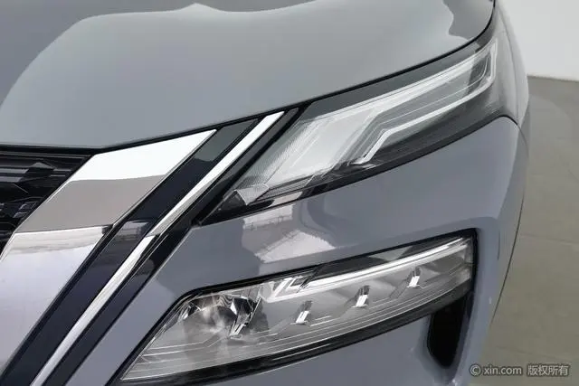 Nissan Qijun VC-Turbo 300 CVT 4WD Extreme Edition