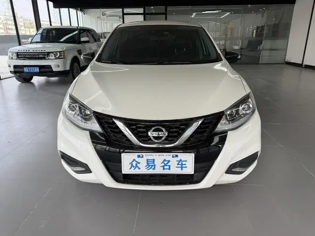 Nissan TIIDA 1.6L CVT Smart Travel Edition