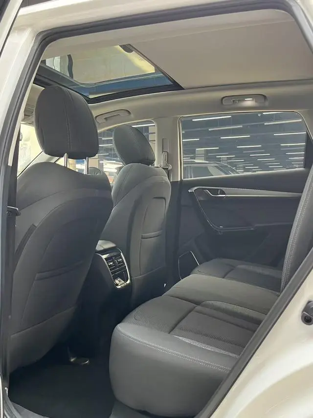 Dongfeng Fengshen Dongfeng Fengshen AX7 1.6T automatic AI pioneer country VI