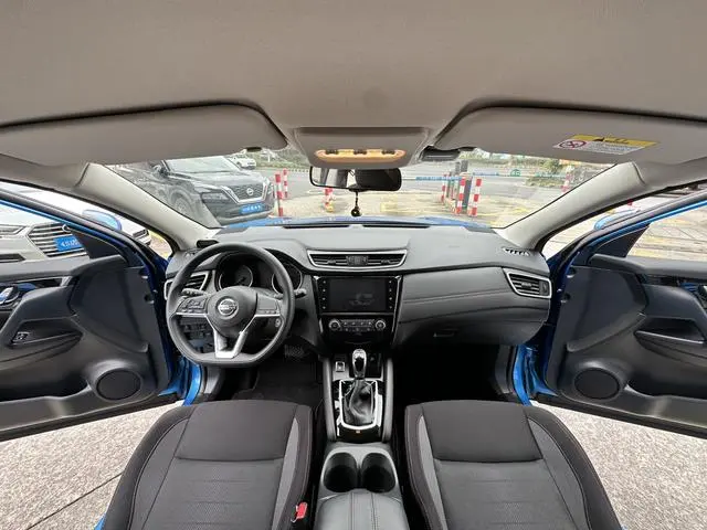 Nissan Qashqai 2.0L CVT Smart Edition