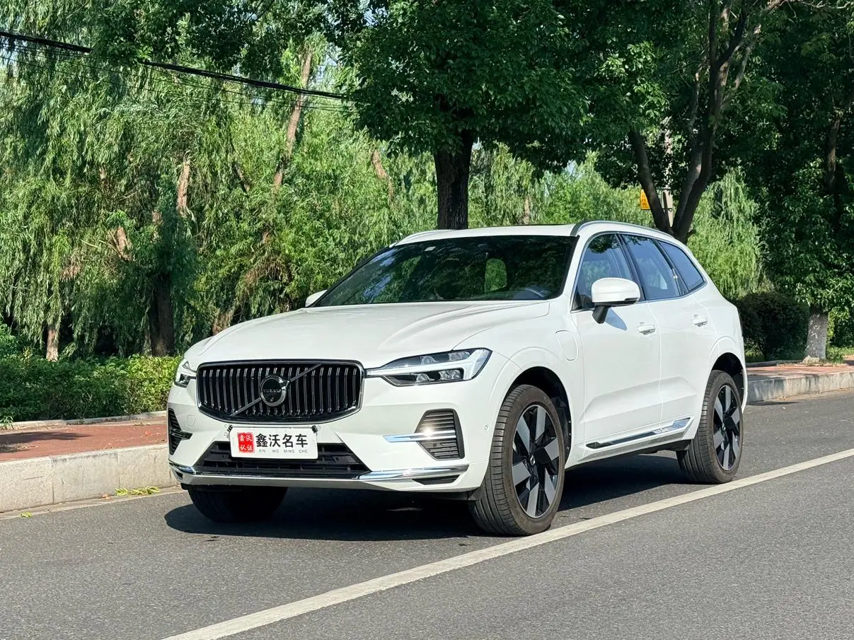 Volvo Volvo XC60 PHEV T8 four-wheel drive long battery life Zhiya Deluxe Edition