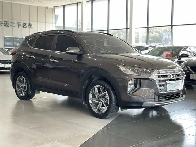 Hyundai Tucson 280TGDi dual-clutch two-wheel drive fashion version of the country V