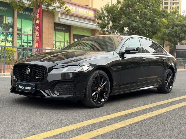 Jaguar Jaguar XFL 2.0T P250 four-wheel drive Yao Black sports edition