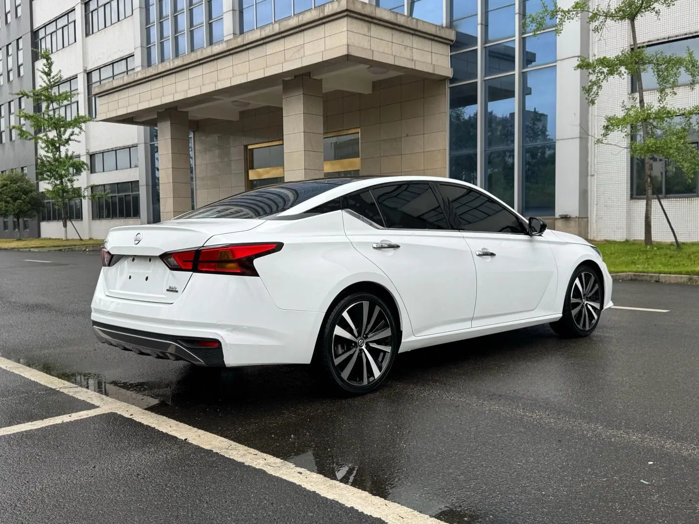 Nissan Teana 2.0 T XV AD1 Zhizun Pilot Edition