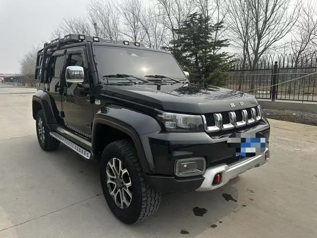 Beijing Beijing off-road BJ40 2.0T automatic four-wheel drive City Hunter edition knight type