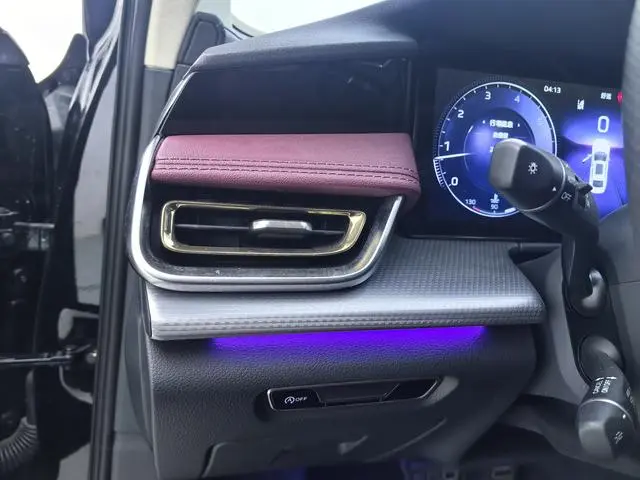 Hongqi Hongqi H5 2.0T Automatic Zhilian Qichang Version