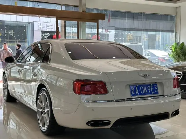 Bentley Flying 4.0T V8S Standard Edition
