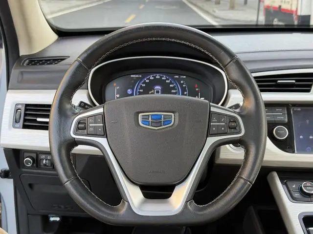 Geely Boyue 1.8TD DCT two-wheel drive intelligent 4G connected version