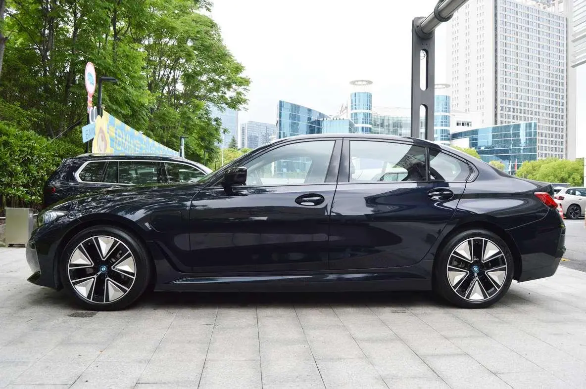 BMW BMW i3 eDrive40L Yao Ye Sports Suit
