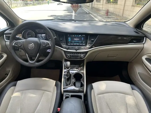 Buick Weilang Sedan 15S automatic leading type