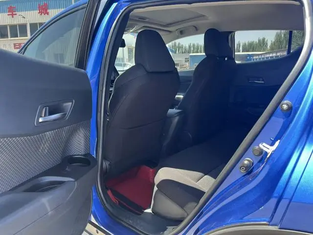 TOYOTA IZOA 2.0L Yichi Version