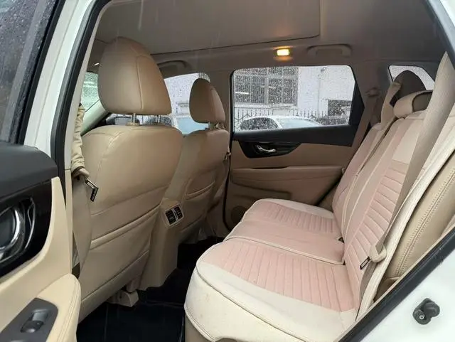 Nissan Qijun 2.0L CVT Zhilian Comfort Edition 2WD