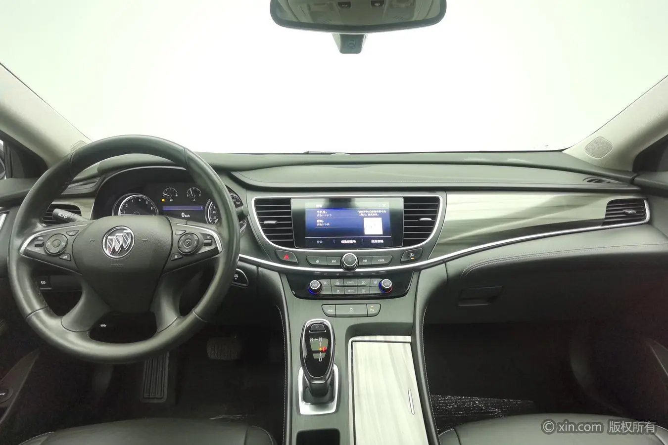 Buick Lacrosse 652T luxury