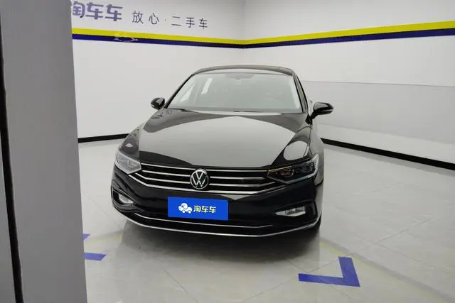 Volkswagen Magotan 330TSI DSG leading type