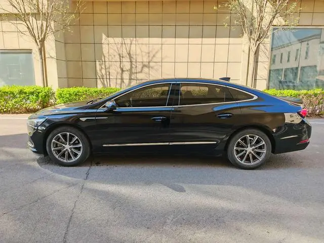 Buick Lacrosse 652T luxury