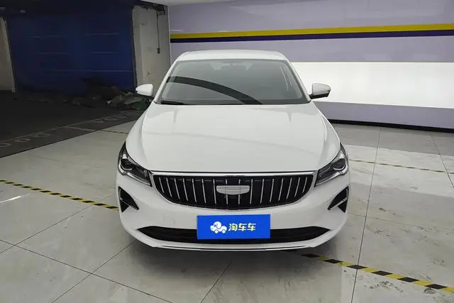 Geely Emgrand 4 million commemorative 1.5L CVT transcendent type