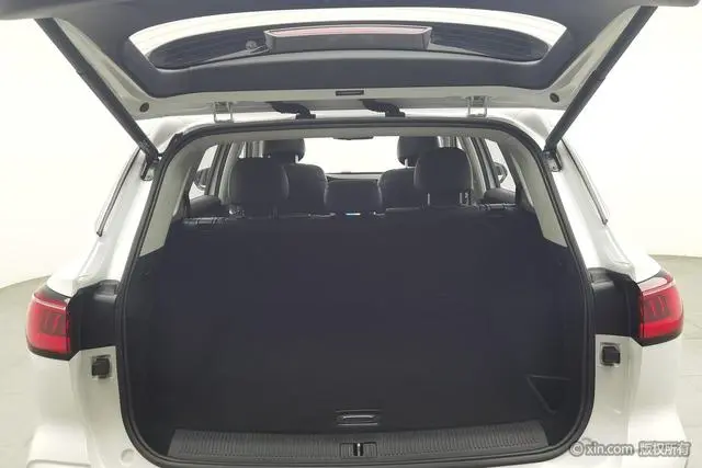 Roewe Roewe RX5 MAX 400TGI Automatic Smart Cockpit Ultimate Edition