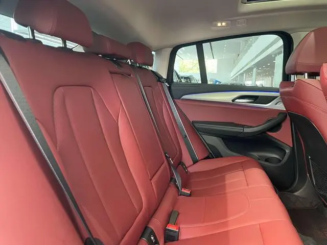 BMW BMW X4 xDrive 30i M Sports Yao Ye Set