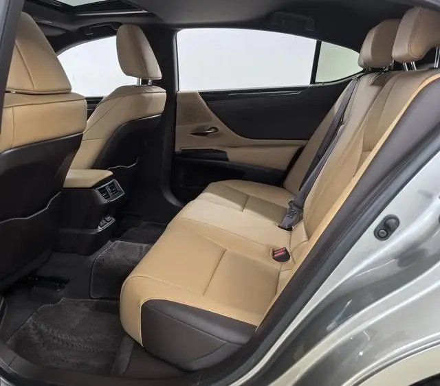 Lexus Lexus ES 200 Excellent Edition