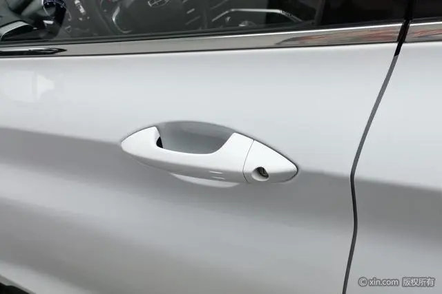 Geely Binyue 260T DCT Knight Country VI