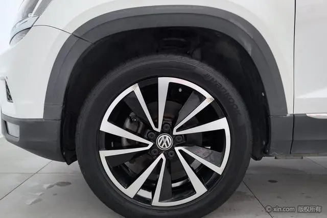 Volkswagen Tuyue 330TSI four-wheel drive Deluxe Edition Country VI