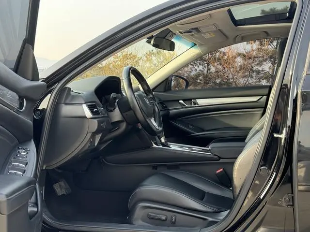 Honda Accord 260TURBO Deluxe Edition Country VI