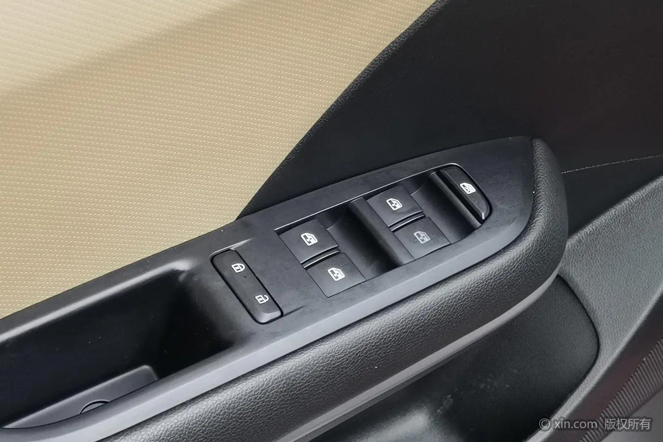 Chevrolet Cruze 320 Automatic Enjoy Edition
