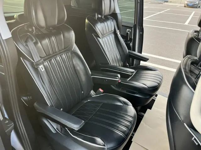 Roewe Roewe iMAX8 400TGI Travel Exclusive Edition for Major customers