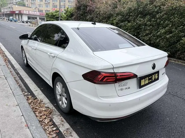 Volkswagen Bora 1.5L automatic comfort intelligent version