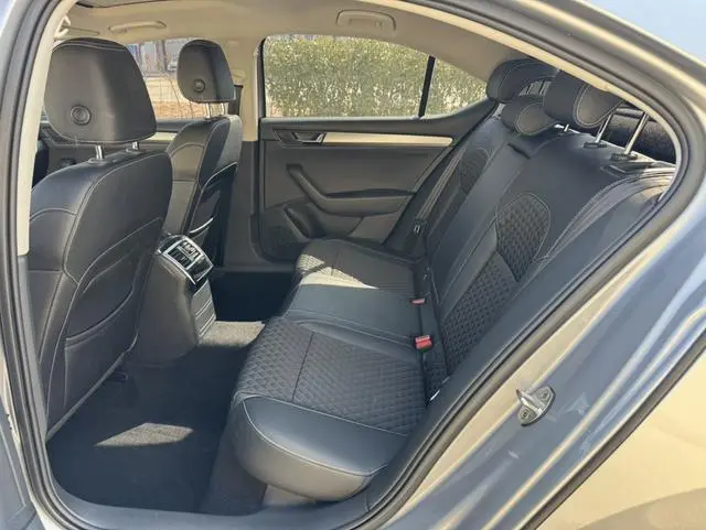 Skoda Speed pie ZI330 DSG Chuangxing Edition