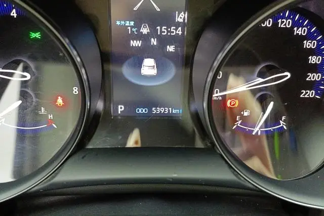 TOYOTA Toyota C-HR 2.0L Deluxe Edition