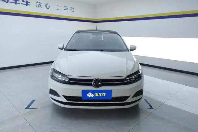Volkswagen Polo Plus 1.5L automatic colorful technology version