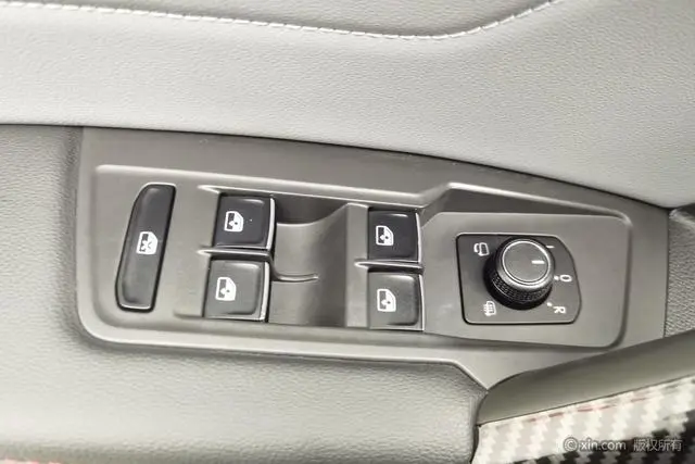 Volkswagen Tiguan L PHEV 430PHEV plug-in hybrid Ultimate Edition