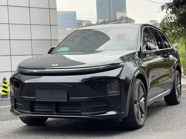 Li Auto Ideal L6 Pro version
