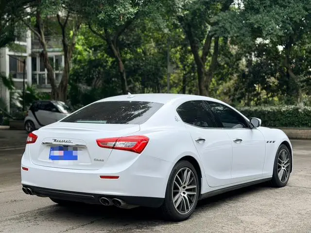 Maserati Ghibli 3.0T Standard Edition