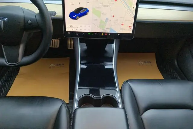 Tesla Model 3 Upgraded version of standard battery life rear drive