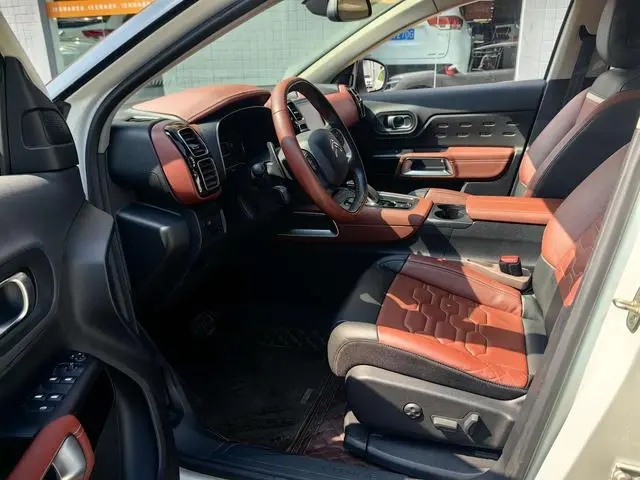 Citroen Tianyi C5 AIRCROSS 380THP luxury