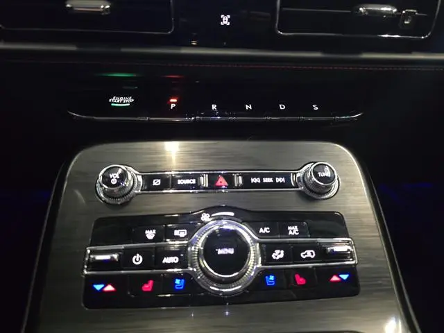 Lincoln Navigator 2.0T four-wheel drive California Coast Limited Edition