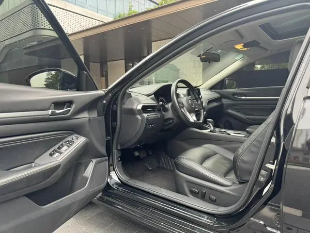 Nissan Teana 2.0 L XL Comfort Edition