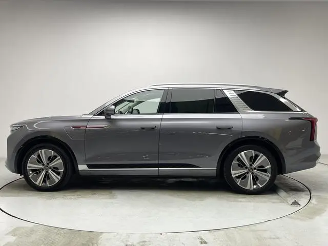 Hongqi Hongqi E-HS9 Facelifted 660km Qichang version six-seater